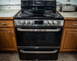 Traditional Coil Electric Stove